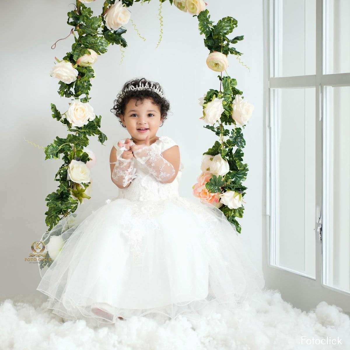 Newborn-Photoshoot-and-Cake-Smash-Photoshoot-Karachi1111 birthday Photoshoot
